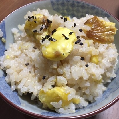 初めて栗ご飯作りました！頑張って作った甲斐あって美味しかったです(o^^o)分かりやすいレシピありがとうございました＊